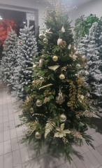 10 Novogodišnje jelke